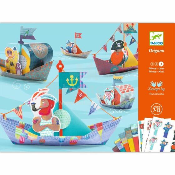 Origami - Floating boats
