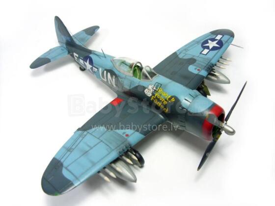 Revell plastic model P-47 M Thunderbolt 1:72