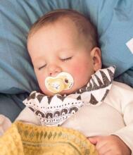 Elodie Details DryBib Art.103447 Graphic Devotion