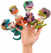 Fingerlings Velociraptor Blaze Art.3781  Интерактивная игрушка ручная