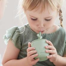 Done by Deer Peekaboo straw cup 2-pack Wally Blue