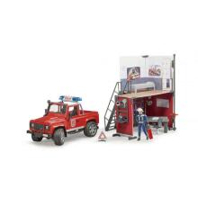 BRUDER ugunsdzēsēju depo ar Land Rover Defender un ugunsdzēsēju, 62701