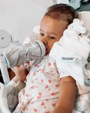 Twistshake Anti Colic Art.128084 Pastel Grey Feeding shaker bottle 260 ml
