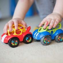 OBALL attīstošā rotaļlieta Rattle & roll, 81510