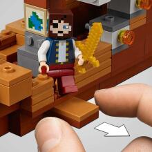 LEGO® Minecraft™ set "The Pirate Ship Adventure", Art. 21152