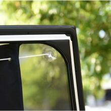 La bebe™ Sun Shades  Art.142433 Black Saules aizkari, aizsargs automašīnā 70 x 52 , 1gb (universāli automašinas saules sargi)
