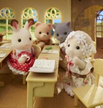 Sylvanian Families Семья овечек Art.5619