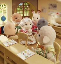 Sylvanian Families Семья овечек Art.5619