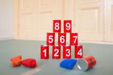 BS Yoys Art. GA093 Tin throwing game, red