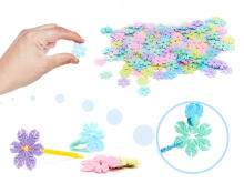 Ikonka Art.KX9739 Spatial wafers stars snowflakes educational 240el