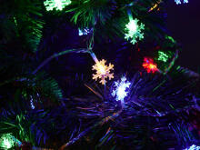 Ikonka Art.KX5240_2 LED snowflake chain lights 10m 100LED multicolour