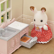 Sylvanian Families Cosy Cottage Starter Home with Accessories Art.5567