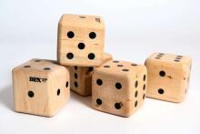 Игра гигантский Yatzy