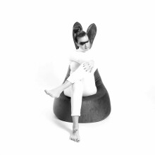 Qubo™ Mommy Rabbit Black Ears Lune VELVET FIT sēžammaiss (pufs)