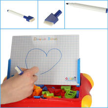 Ikonka Art.KX4677 Magnetic board for learning numbers letters red