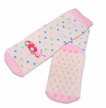 Weri Spezials Детские нескользящие носки Little Beetle Light Pink ART.WERI-1317 Высококачественных детских носков из хлопка с нескользящим покрытием