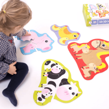 Banana Panda Hands at Play Farm Animals Art.33685
