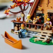 21338 LEGO® Ideas Trijstūrveida namiņš