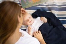 Knitted Blanket – blue