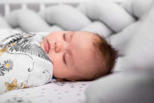 Muslin swaddle blanket – roses