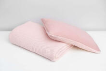 Knitted cot set with muslin - pink