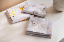 OILCLOTH DIAPER GIRL (3PCS)