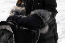 Muff with faux fur GRAPHITE