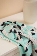 BAMBOO DIAPER - GREEN TRIANGLE 75x75