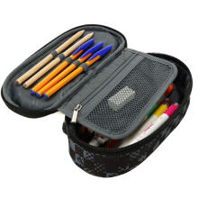 Ikonka Art.KX3758_1 Stiffened sachet pencil case with flap checkerboard
