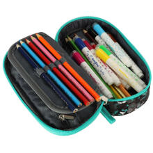 Ikonka Art.KX3767 Padded pencil case with flap football