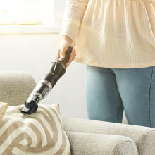 Petra PF01096VDEEU7 Cordless Hand Vac  Black and Platinum