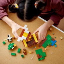 LEGO® Minecraft™ набор "Пчелиный домик", Арт. 21241