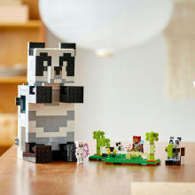 LEGO® Minecraft™ set "The Panda Haven", Art. 21245