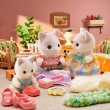 Sylvanian Families Art.5738  семья котов Latte