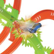 Hot Wheels® spiraalne kokkupõrkerada