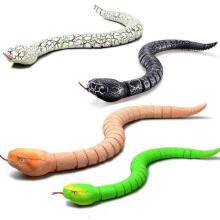 Gerardo's Toys puldiga juhitav madu