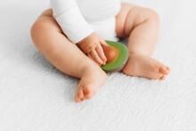 Oil Carol Teether Toy Art.227792 Avocado Teether (natural rubber)