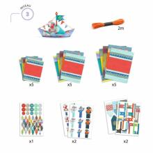 Origami - Floating boats