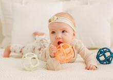 GILIGUMS GG 50105 Teether ball mint