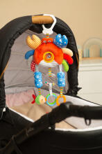 COLORFUL TRAVEL TOY CRAB