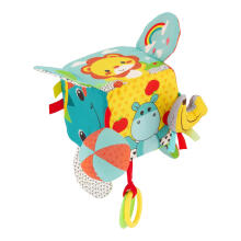 INFANTINO Peek & Seek Sensory Discovery Cube