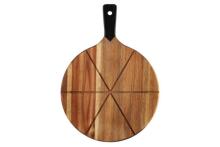 Maku Pizza board and cutter