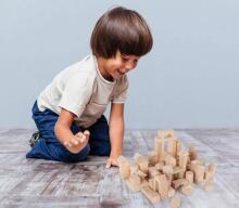 Legler Wooden Blocks  Art.247894 Деревянные кубики в мешке,100 шт