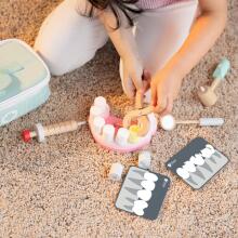 CLASSIC WORLD Little Dentist Set Doctor's Case 18 pcs.