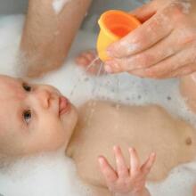 WOOPIE BABY Bath Toys Cup + Duck + Soap Dispenser Set