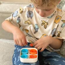 WOOPIE IQ Portable Logic Game Tic Tac Toe Cats in a Box
