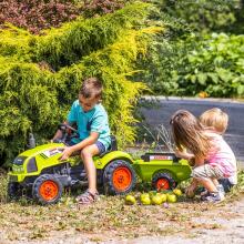 FALK Claas Green Pedal Tractor with Horn and Trailer from 2 Years Old.
