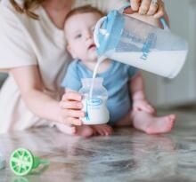 DR.BROWN'S Milk Mixing Cup