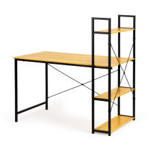 Koka dators galda ar loft plauktiem