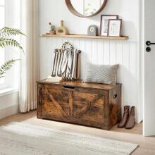Chest trunk for storage, rustic style